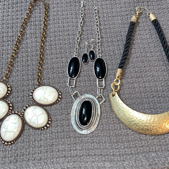 SET of THREE Necklaces - Picture 1 of 7